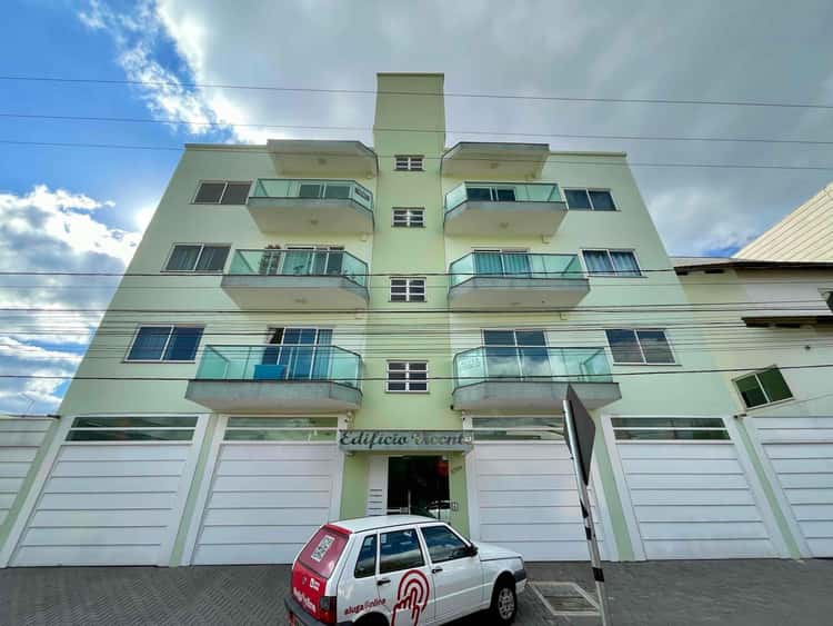 Apartamento para alugar com 2 dormitórios, 2 vagas de garagens e 80m² de área privativa no bairro Passo dos Fortes