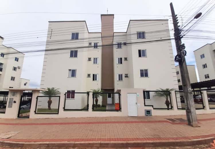 Apartamento para alugar com 2 dormitórios, 1 vaga de garagem e 45m² de área privativa no bairro Efapi