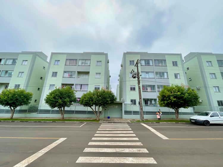 Apartamento para alugar com 2 dormitórios, 1 banheiro, 1 vaga de garagem e 51m² de área privativa no bairro Bom Pastor