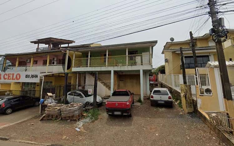 Casa para alugar com 3 dormitórios, 1 banheiro, 1 vaga de garagem e 80m² de área privativa no bairro Eldorado